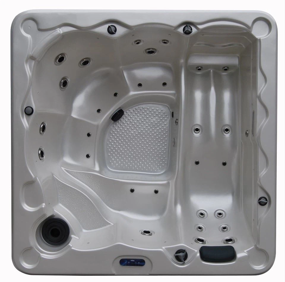 Spa trong bồn tắm nước nóng